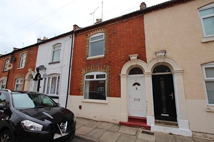 2 Bedroom Property For Sale In Cloutsham Street, Northampton, NN1