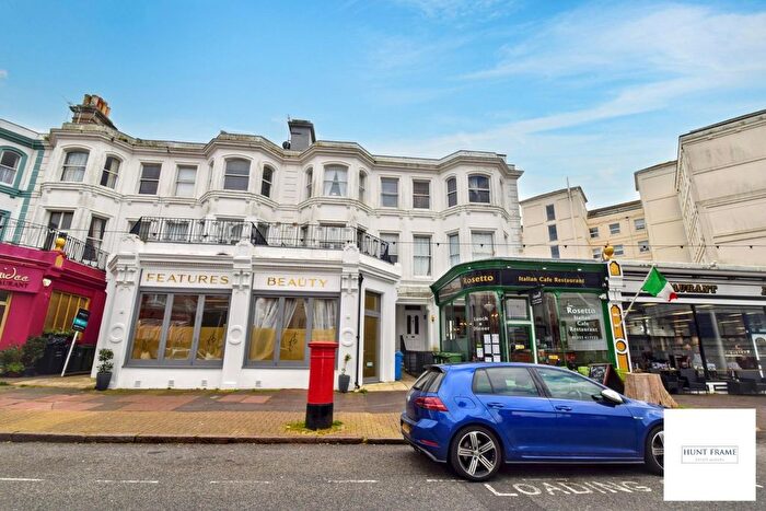 1 Bedroom Flat For Sale In Carlisle Road, Eastbourne, BN21