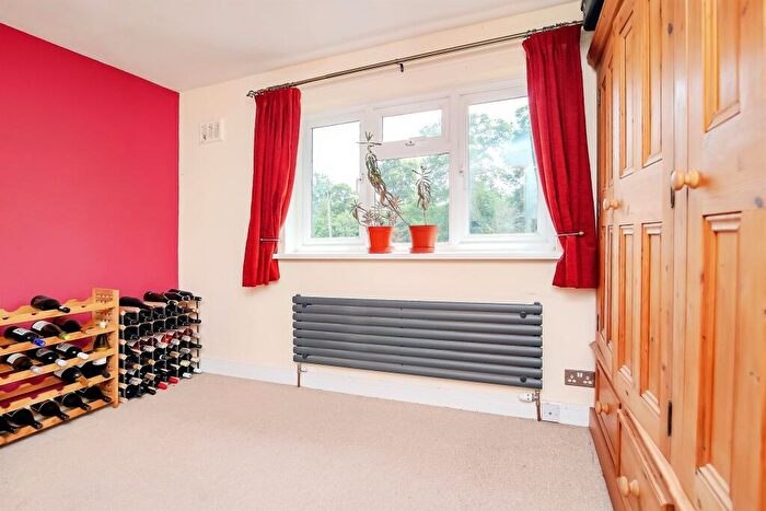 3 Bedroom Terraced House For Sale In Barnack Road, Stamford, PE9