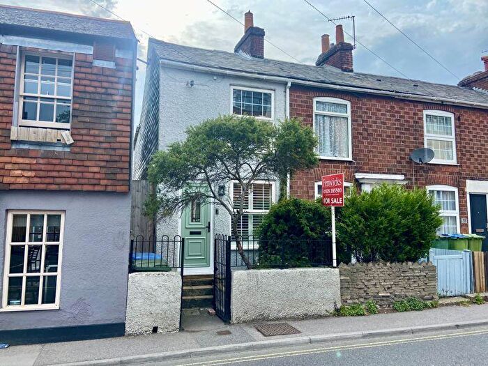 2 Bedroom End Of Terrace House For Sale In Trinity Street, Fareham, PO16