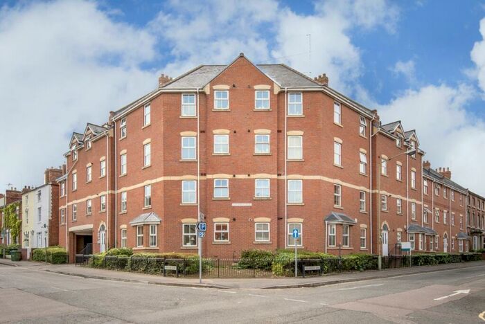 2 Bedroom Apartment To Rent In Marlborough Road, Banbury, OX16