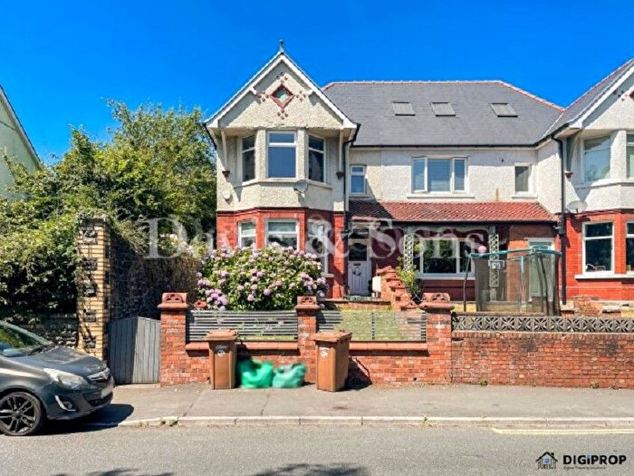 3 Bedroom Semi-Detached House For Sale In Bryn Road, Pontllanfraith, Blackwood, Caerphilly., NP12