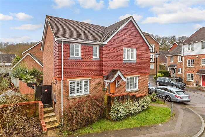 4 Bedroom Detached House For Sale In Imperial Way, Singleton, Ashford, Kent, TN23