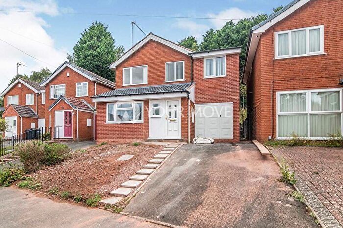 5 Bedroom Detached House To Rent In Wentworth Way, Birmingham, B32