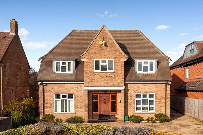 2 Bedroom Apartment To Rent In Sunderland Avenue, Oxford, OX2