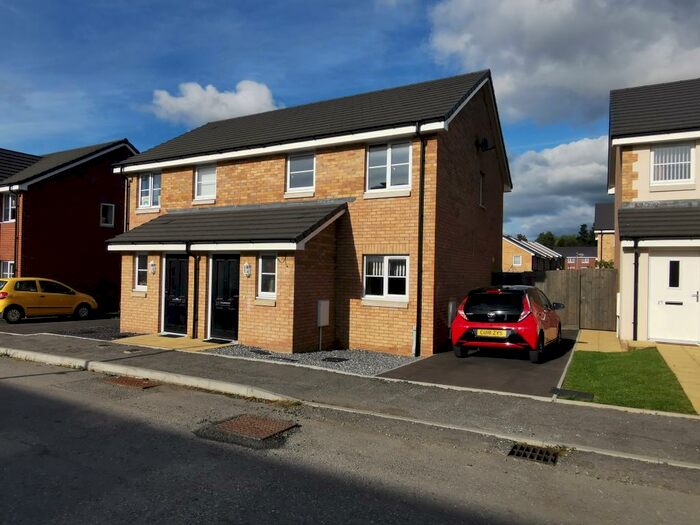 3 Bedroom Semi-Detached House To Rent In Vale Street, Pentrechwyth, SA1