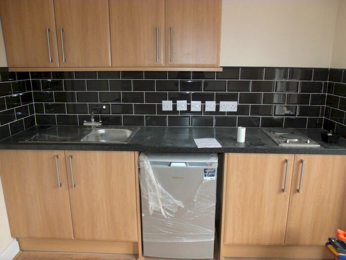 Studio To Rent In Cromwell Road, Town Centre, Luton, Bedfordshrie, LU3