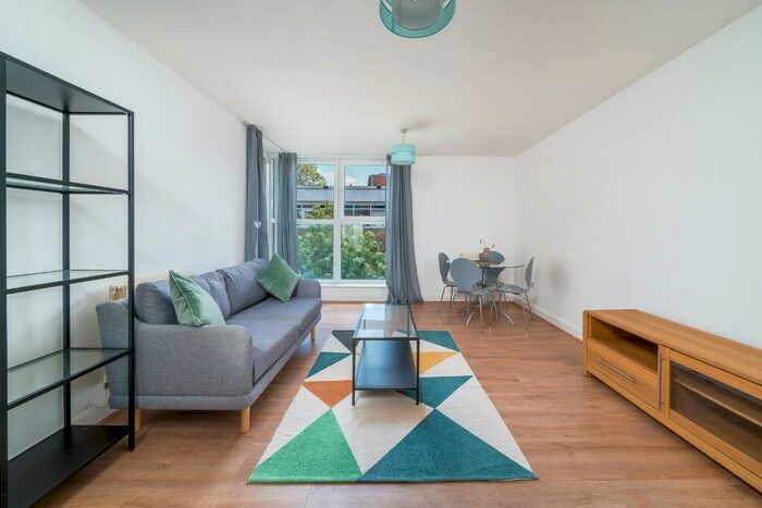 2 Bedroom Apartment To Rent In Seward Street, Clerkenwell, EC1V