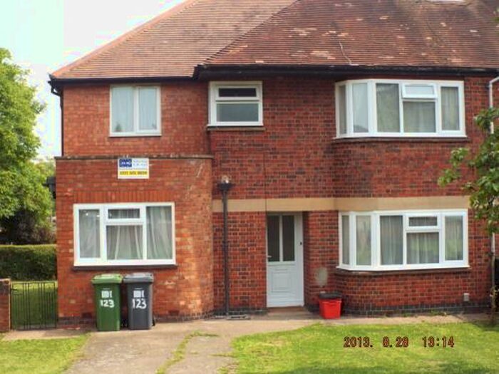 8 Bedroom Semi-Detached House To Rent In Brunswick Street, Leamington Spa CV31