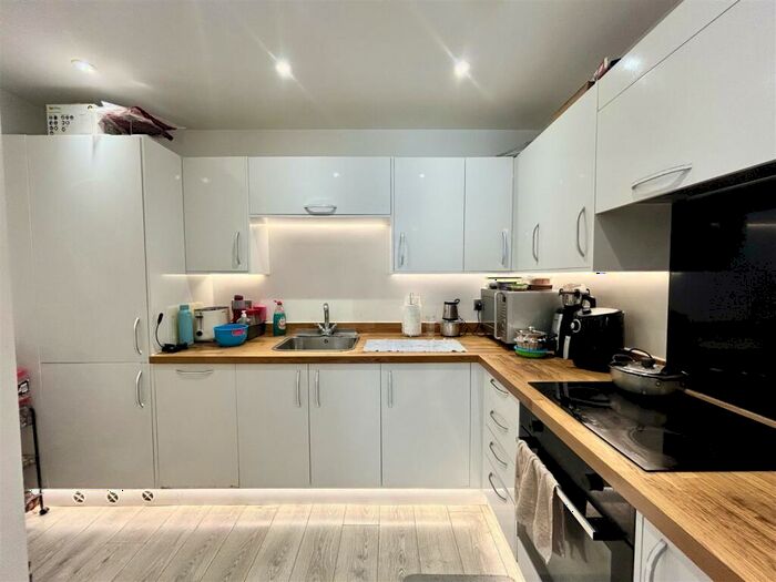 2 Bedroom Apartment To Rent In Edinburgh House, Edinburgh Gate, Harlow, CM20