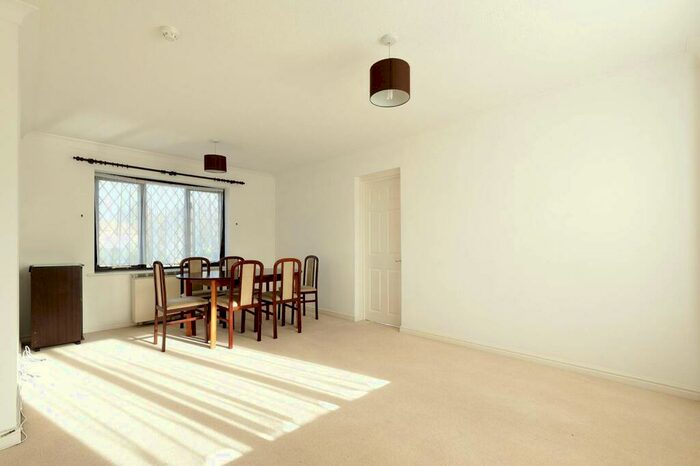 1 Bedroom Flat To Rent In Robina Close, Northwood Hills, Northwood, HA6