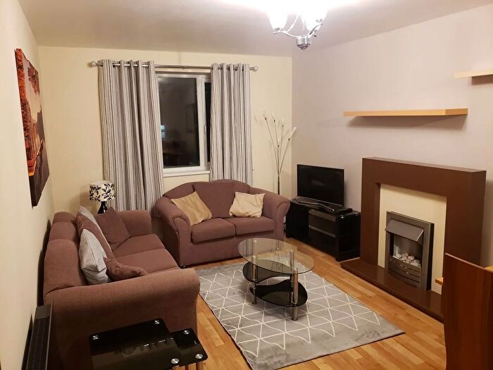 1 Bedroom Flat To Rent In Church Road, London, W3