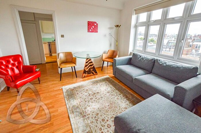 1 Bedroom Apartment To Rent In Hall Road, St Johns Wood, NW8