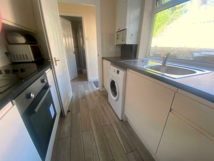 4 Bedroom Private Hall To Rent In Railway Street, Lancaster, LA1