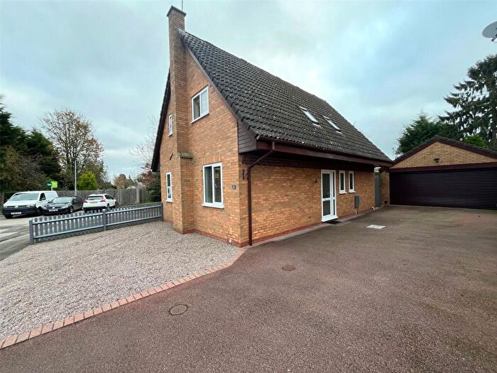 4 Bedroom Detached House For Sale In Almond Close, Barby, Warwickshire, CV23