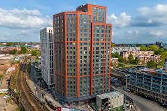 1 Bedroom Flat To Rent In The Phoenix, Leeds, LS9