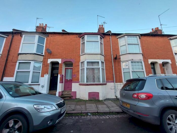 1 Bedroom Flat To Rent In Talbot Road, Northampton, NN1