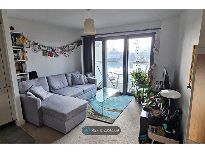 1 Bedroom Flat To Rent In Surrey Quays Road, London, SE16