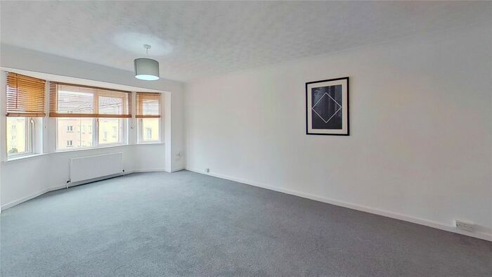 2 Bedroom Flat To Rent In Easter Dalry Road, Edinburgh, EH11