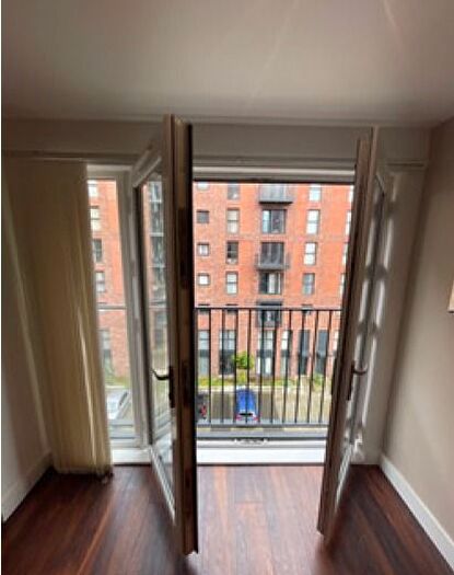 2 Bedroom Flat For Sale In Hulme Street, Salford, M5