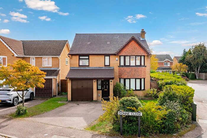 4 Bedroom Detached House For Sale In - Donne Close, Kettering, NN16