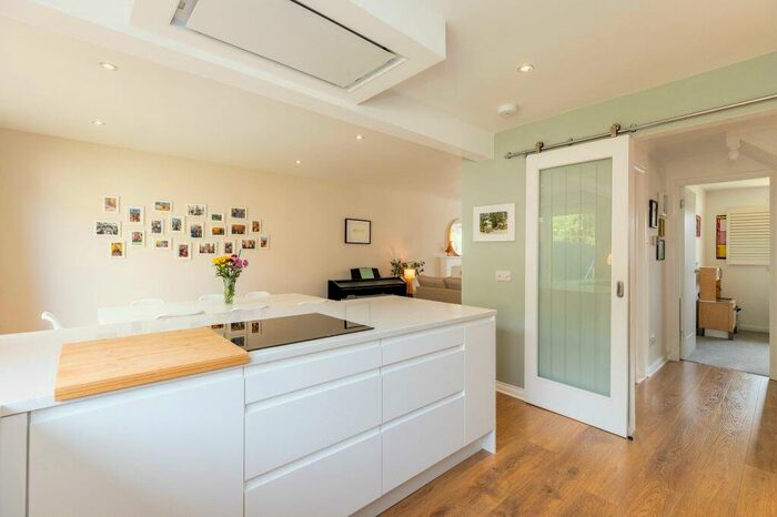 4 Bedroom Detached House For Sale In Glendinning Way, Kirkliston, Edinburgh, EH29
