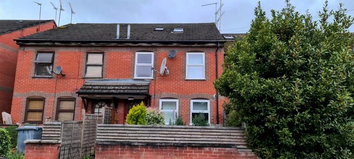 2 Bedroom End Of Terrace House To Rent In St Georges Road, Reading, RG30