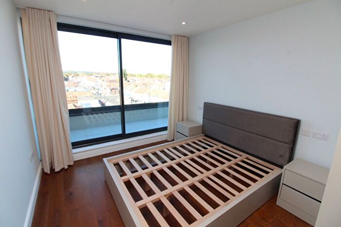 2 Bedroom Flat To Rent In Welling High Street, Welling, DA16