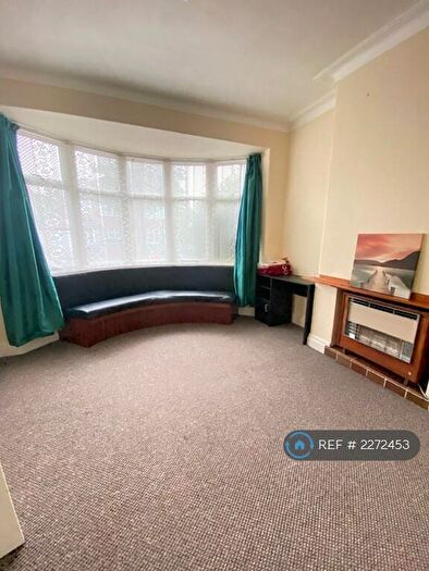 3 Bedroom Semi-Detached House To Rent In Great Stone Road, Manchester, M16
