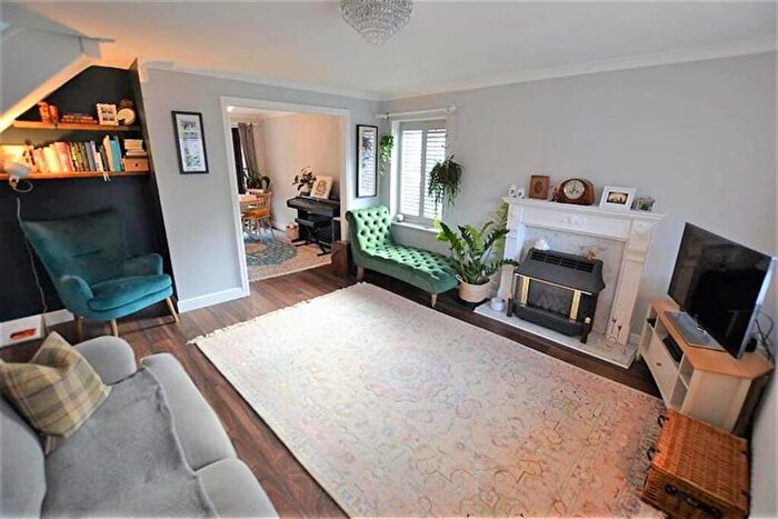 3 Bedroom Detached House To Rent In Samlesbury Close, Didsbury, M20