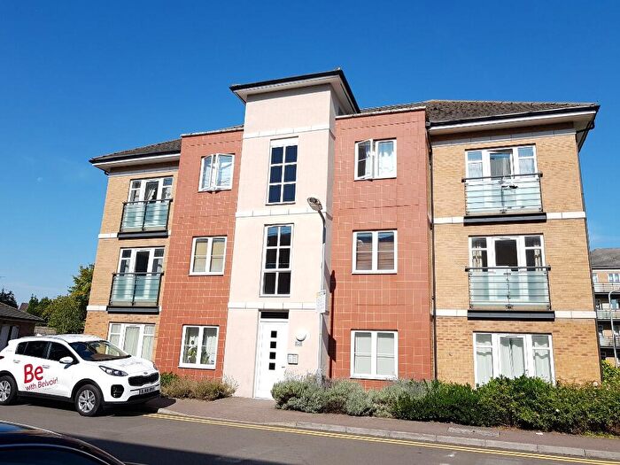 1 Bedroom Flat To Rent In The Parklands, Dunstable, LU5
