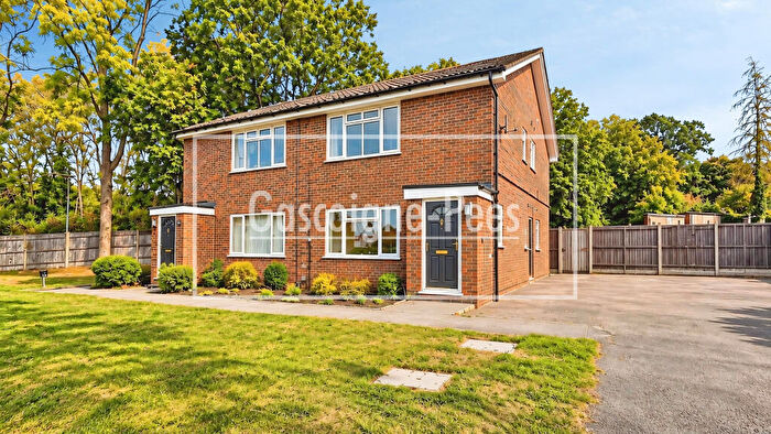 1 Bedroom House To Rent In The Chase, Guildford, GU2