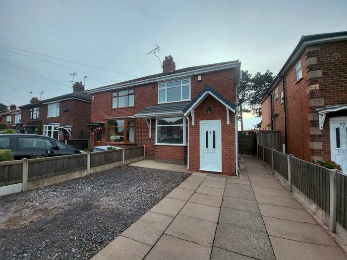 3 Bedroom Semi-Detached House To Rent In Second Avenue, Stafford, ST16