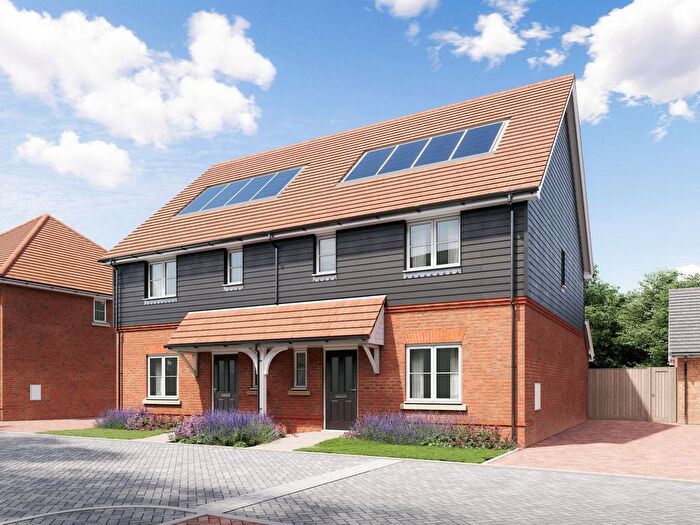 3 Bedroom Semi-Detached House For Sale In Guildford Road, Loxwood, Billingshurst, West Sussex, RH14