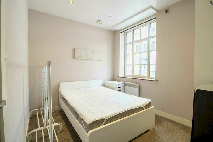 2 Bedroom Apartment To Rent In Park Row Apartments, Greek Street, Leeds City Centre, LS1