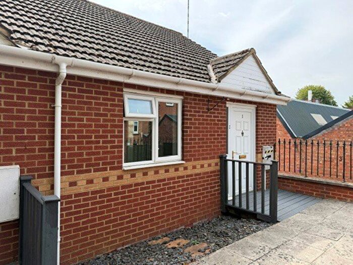 Studio To Rent In Paddock Mews, Desborough, Kettering, NN14