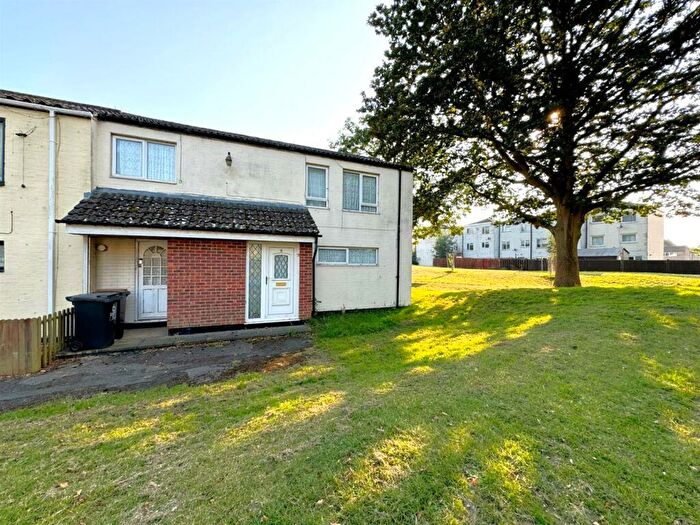 3 Bedroom End Of Terrace House For Sale In Grantham Walk, Corby, NN18