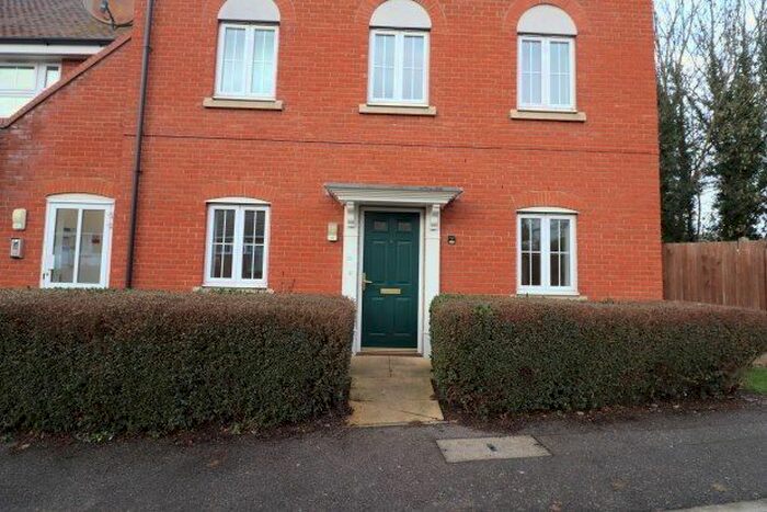 1 Bedroom Maisonette To Rent In Bellfield Close, Witham, CM8
