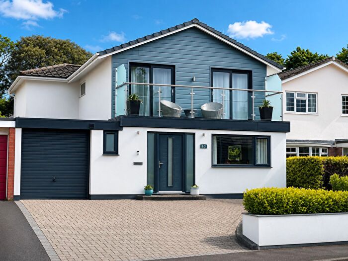3 Bedroom Detached House For Sale In Broadwater Avenue, Lower Parkstone, BH14