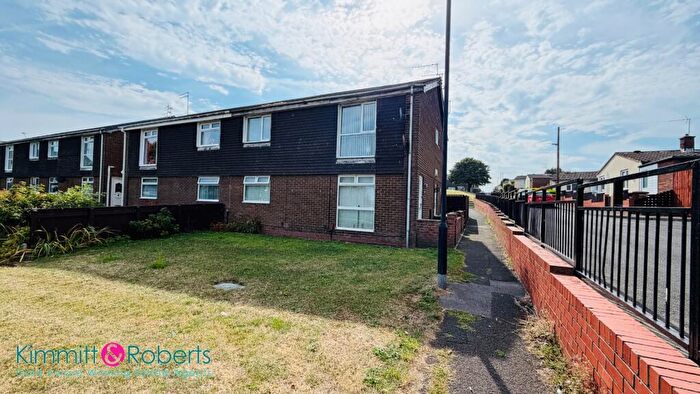 2 Bedroom Flat For Sale In Padstow Close, Sunderland, Tyne And Wear, SR2