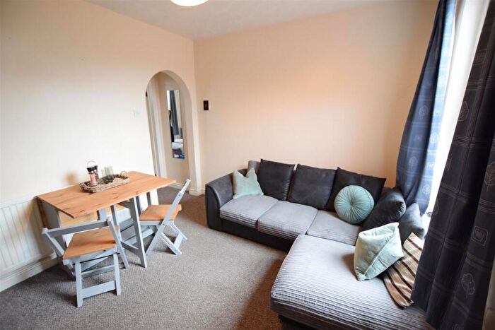 3 Bedroom Terraced House To Rent In Gresham Street - Student House - /, LN1