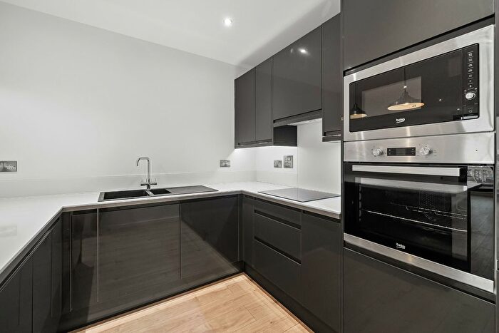 2 Bedroom Flat To Rent In Notte Street, Plymouth, PL1