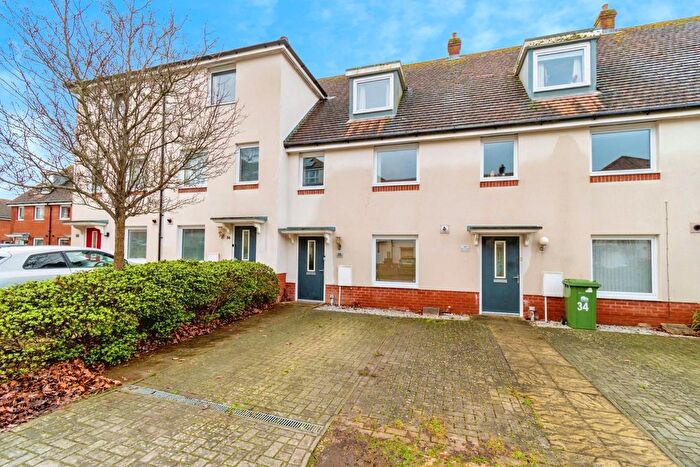 4 Bedroom Terraced House For Sale In Wilroy Gardens, Maybush, Southampton, Hampshire, SO16