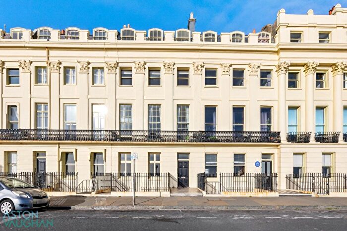 1 Bedroom Flat For Sale In Brunswick Terrace, Hove, BN3