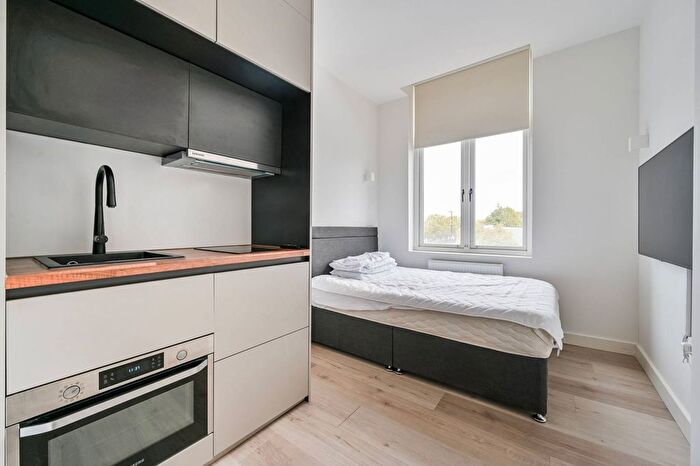 Studio To Rent In Woolwich Road, Woolwich, SE7