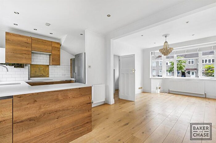 3 Bedroom Terraced House To Rent In Carnarvon Avenue, Enfield, EN1