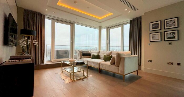 2 Bedroom Flat To Rent In Kensington High St, Kensinton, London, W14