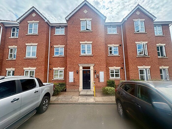 2 Bedroom Flat To Rent In Goldby Drive, Wednesbury, WS10