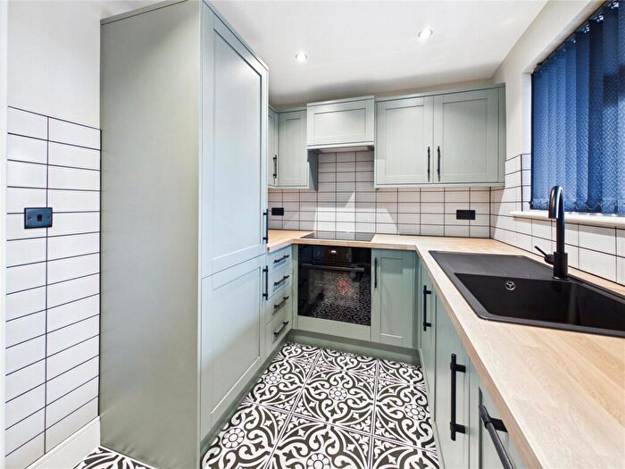 1 Bedroom Apartment For Sale In Cypress Road, Witham, Essex, CM8