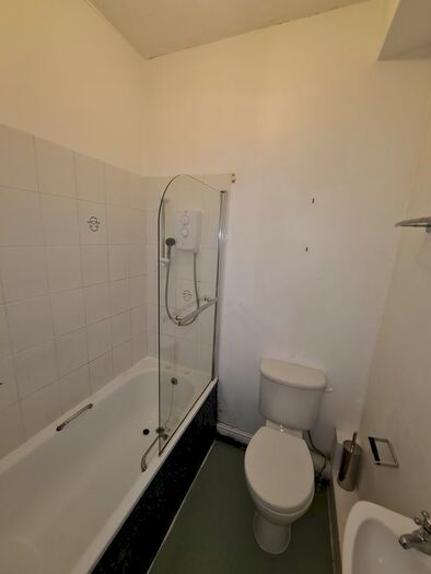 1 Bedroom Flat To Rent In Bed – Parsonage Road, Withington, M20